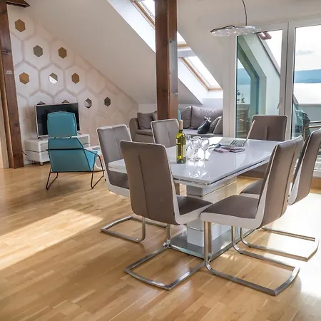 Luxury 3-bedroom Zen Apartman *